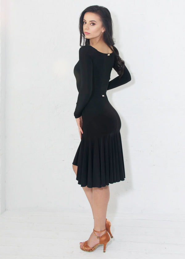 Miari ruffled black latin ballroom dance skirt with wide elastic waistband, flared and provides plenty of movement.