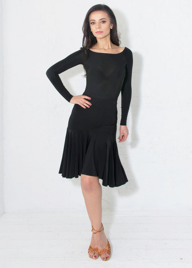 Miari ruffled black latin ballroom dance skirt with wide elastic waistband, flared and provides plenty of movement.